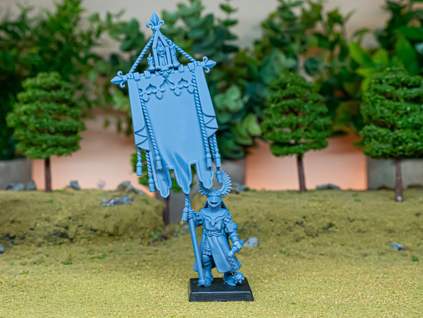 Gallia Battle Standard Bearers - Highlands Miniatures
